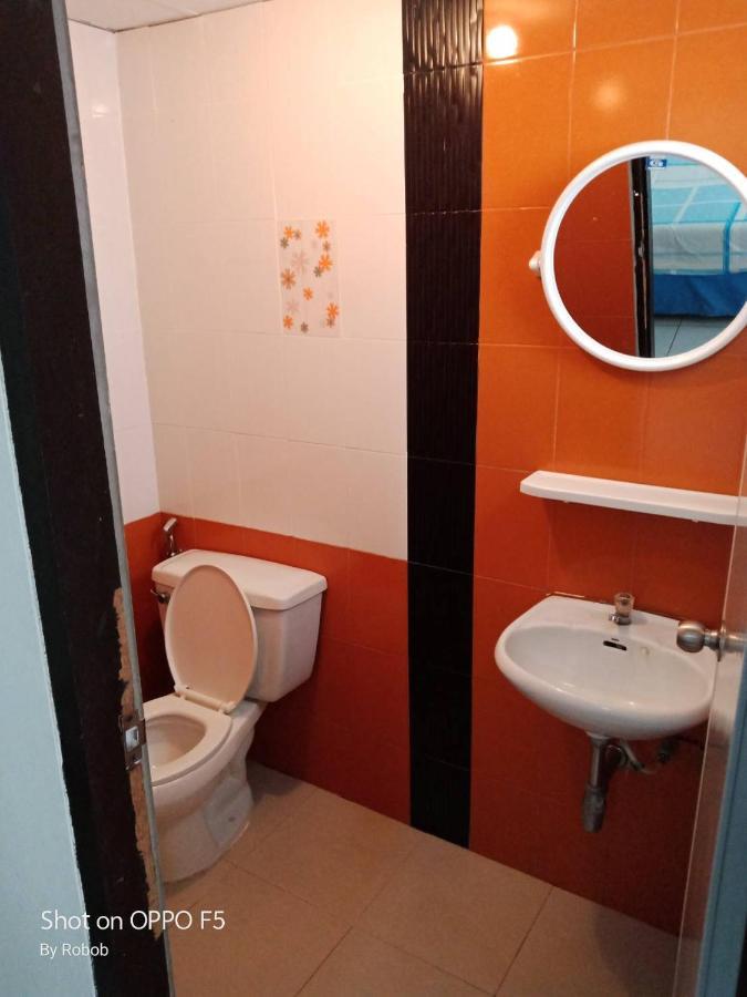Hotel V.I.P. House Chiang Mai Zewnętrze zdjęcie