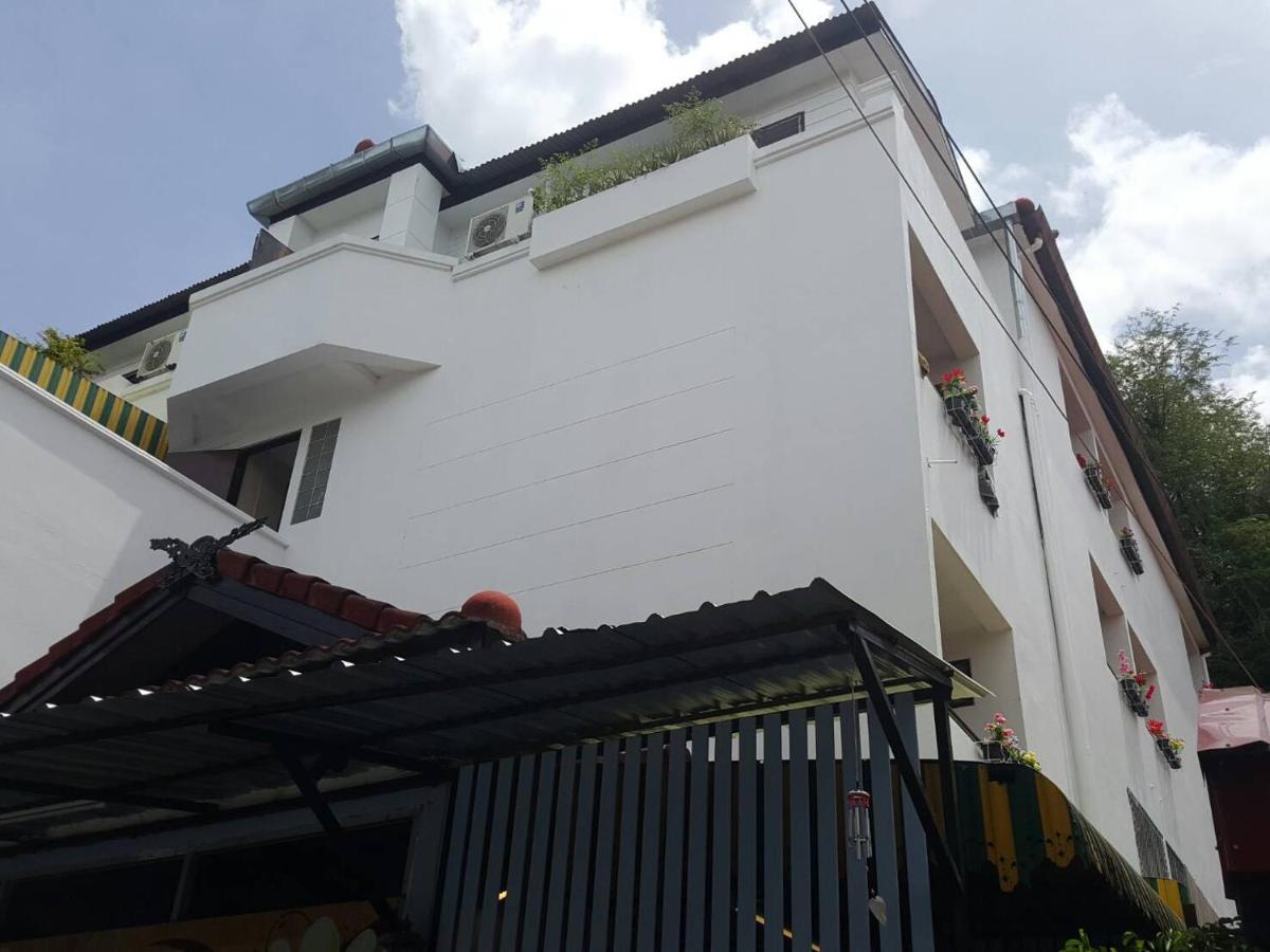 Hotel V.I.P. House Chiang Mai Zewnętrze zdjęcie
