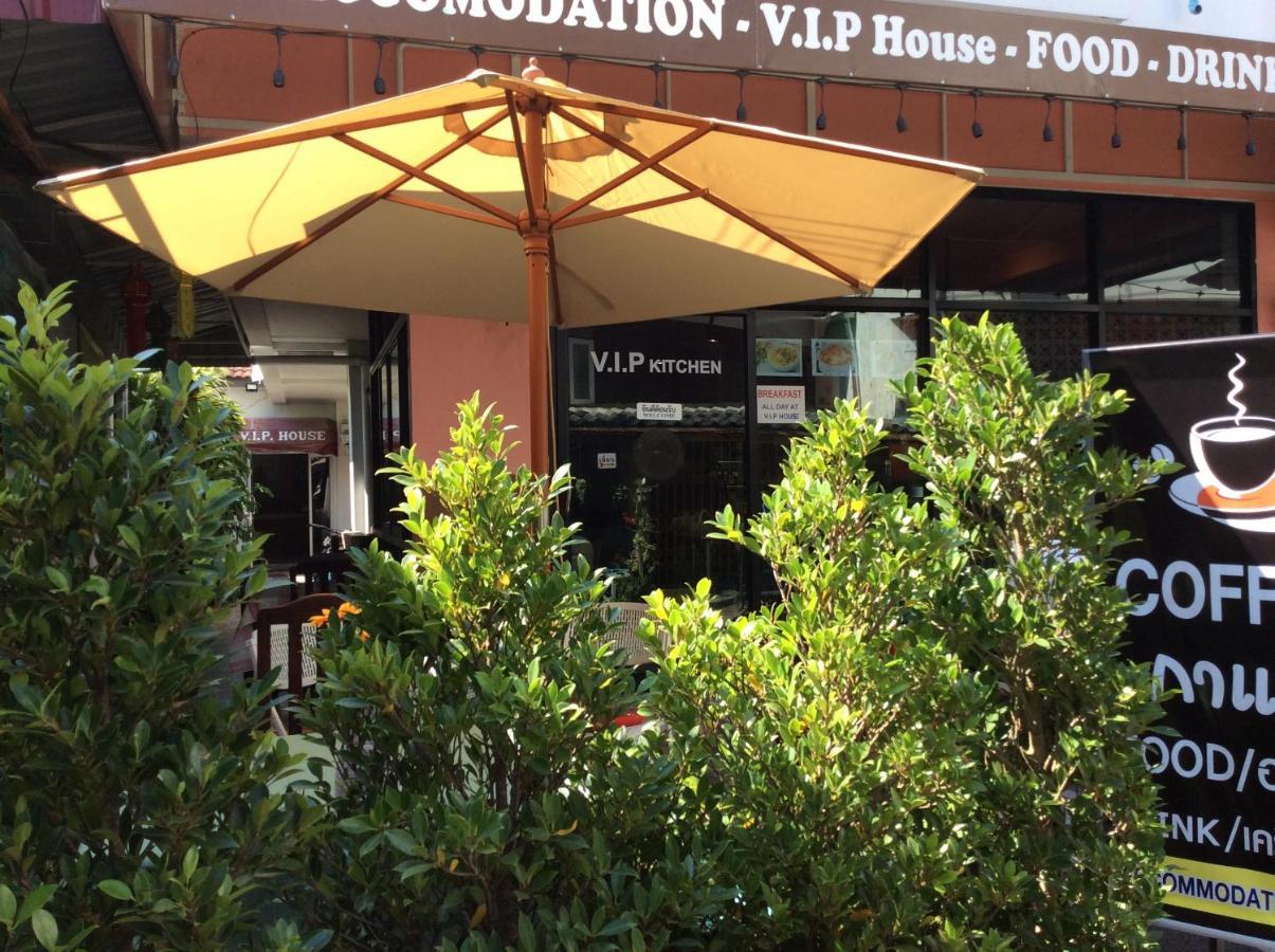 Hotel V.I.P. House Chiang Mai Zewnętrze zdjęcie